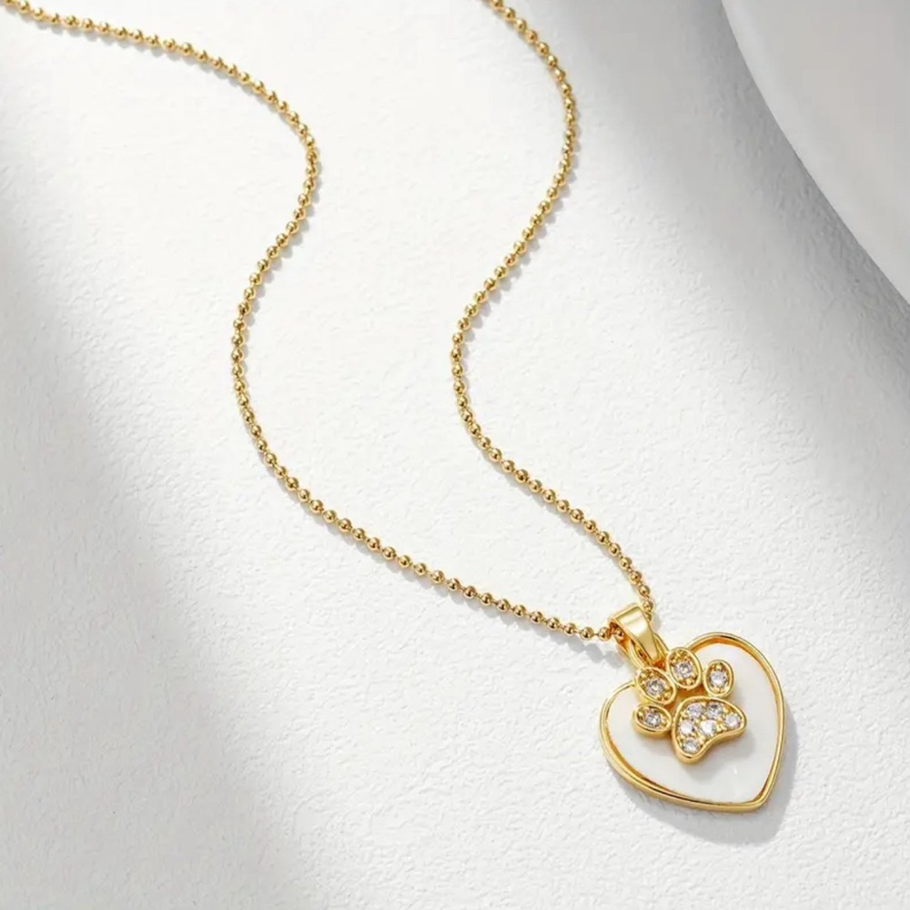Gold and White Heart Pendant Necklace
